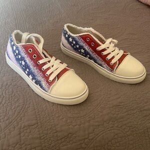 American Flag Canvas Low Top Sneakers